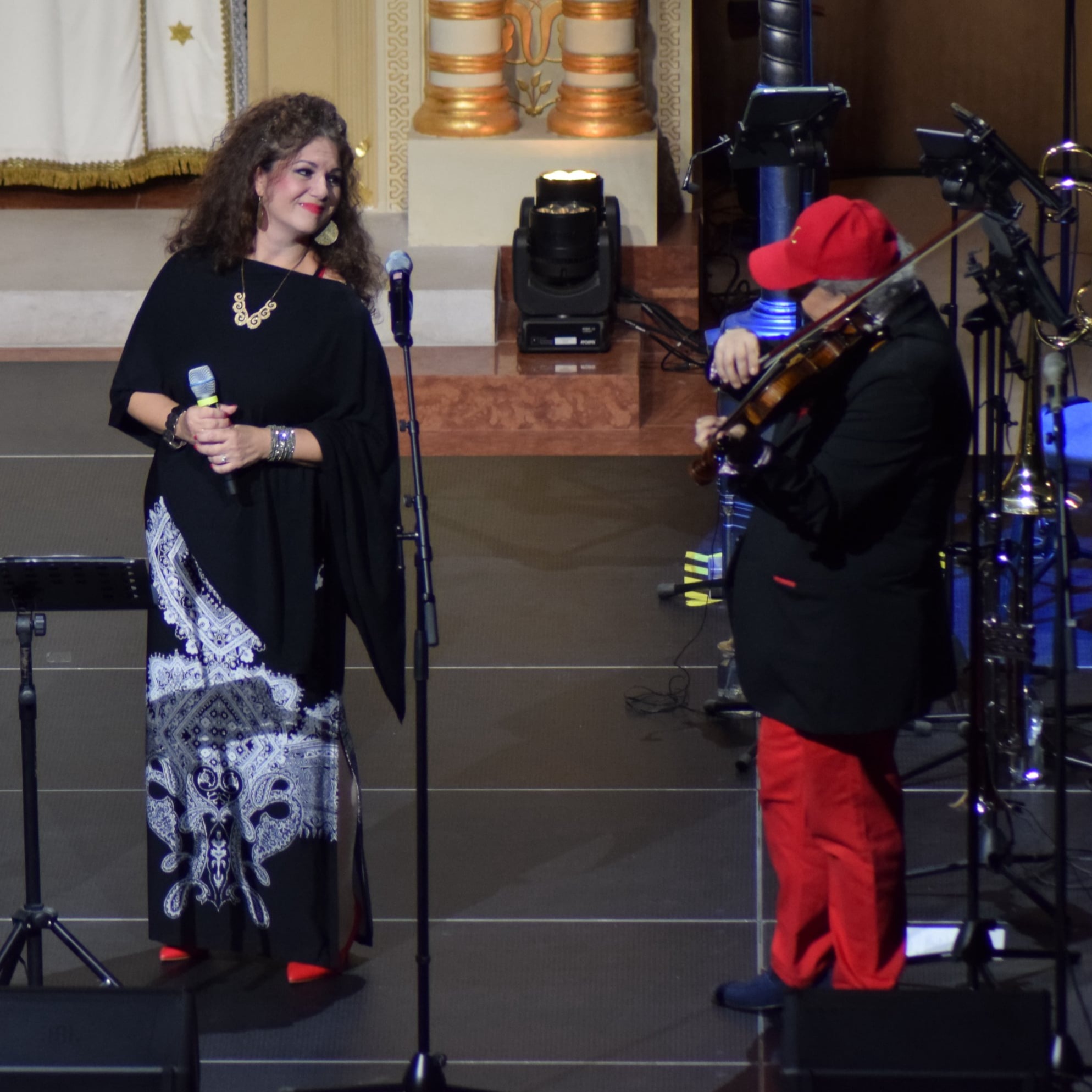 Klein Judit, Roby Lakatos